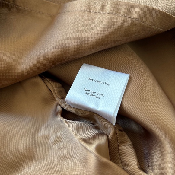 NWT Aritzia Pencil Skirt | Camel | Size 6 - Picture 8 of 9